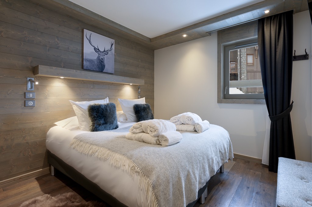 Courchevel 1650 Luxury Rental Appartment Apatite Bedroom 2