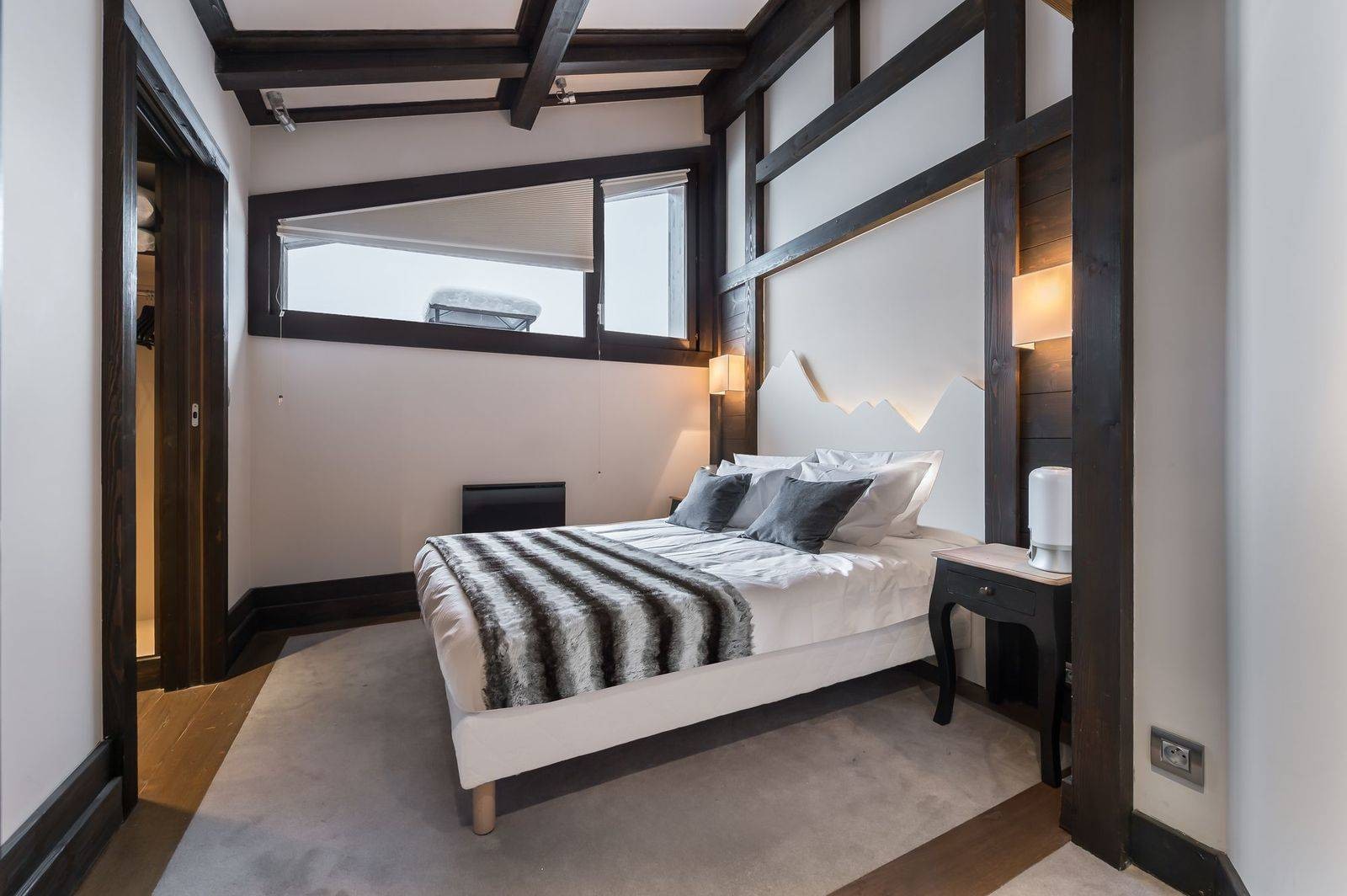 Courchevel 1650 Luxury Rental Appartment Neroflier Bedroom 2