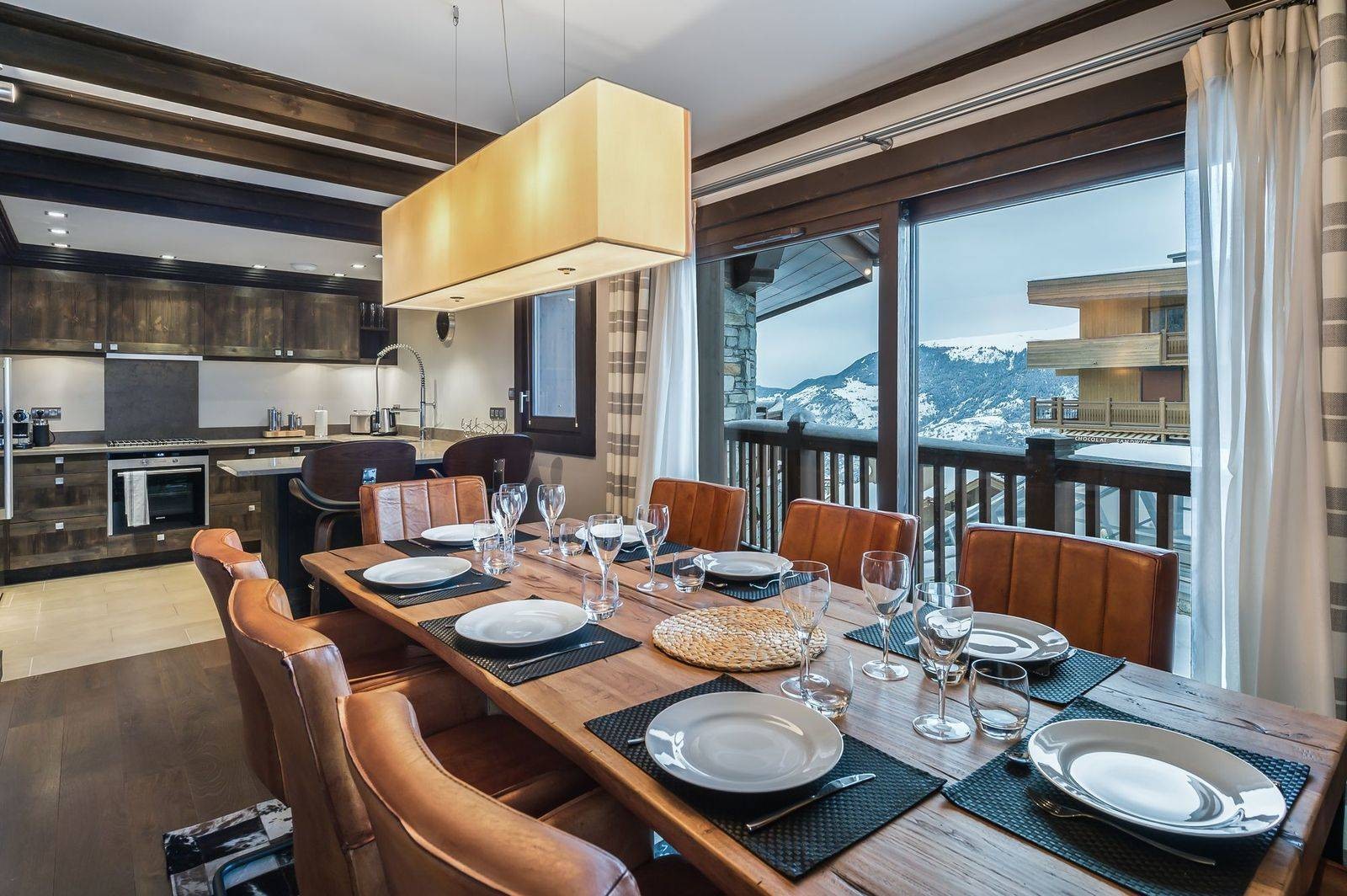 Courchevel 1650 Luxury Rental Appartment Neroflier Dining Room 2