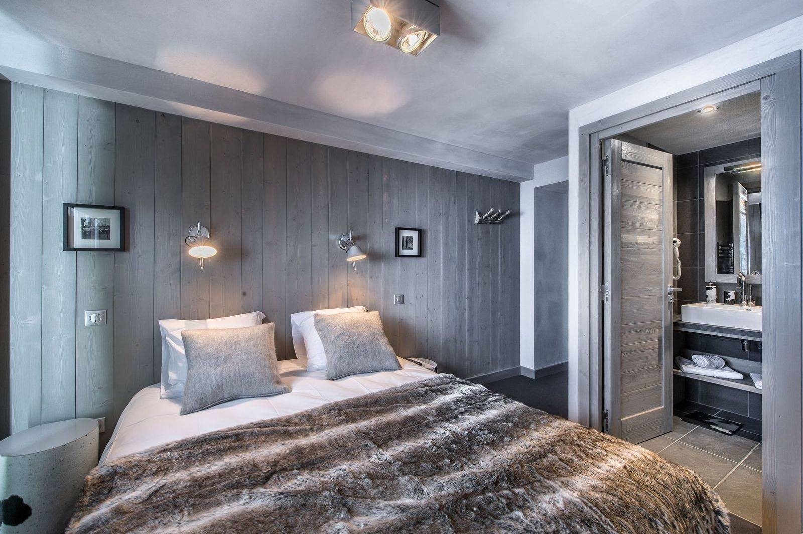 Courchevel 1650 Luxury Rental Appartment Neustadelite Bedroom 7