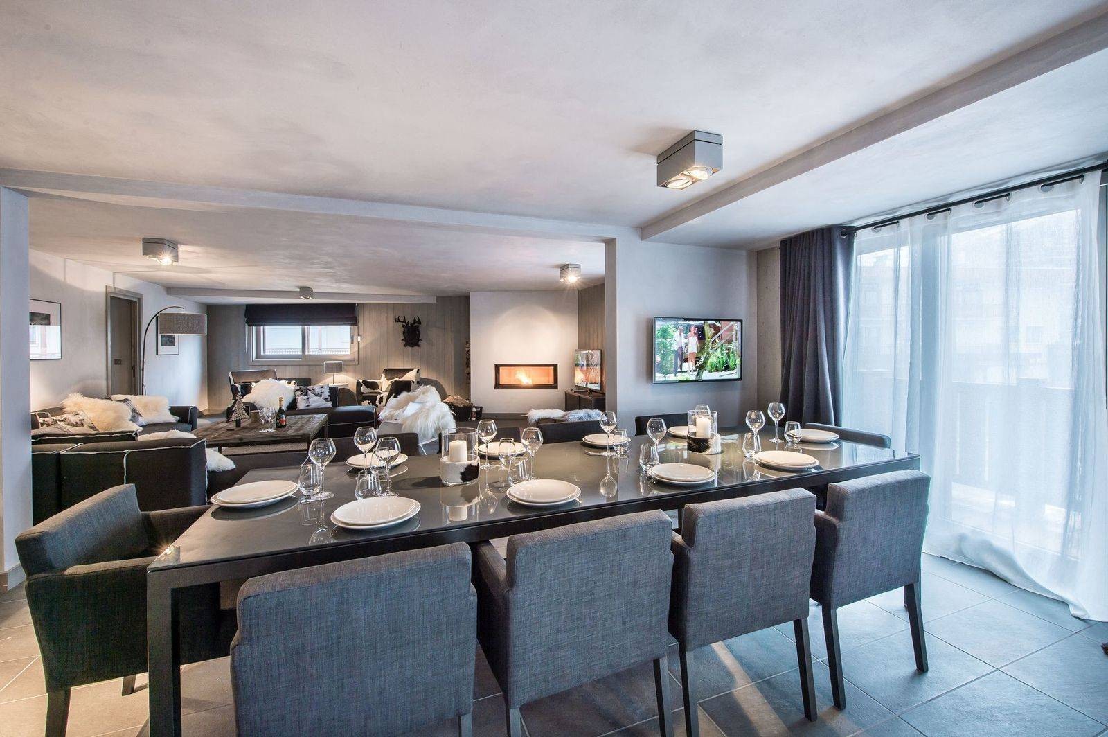 Courchevel 1650 Luxury Rental Appartment Neustadelite Dining Room 2