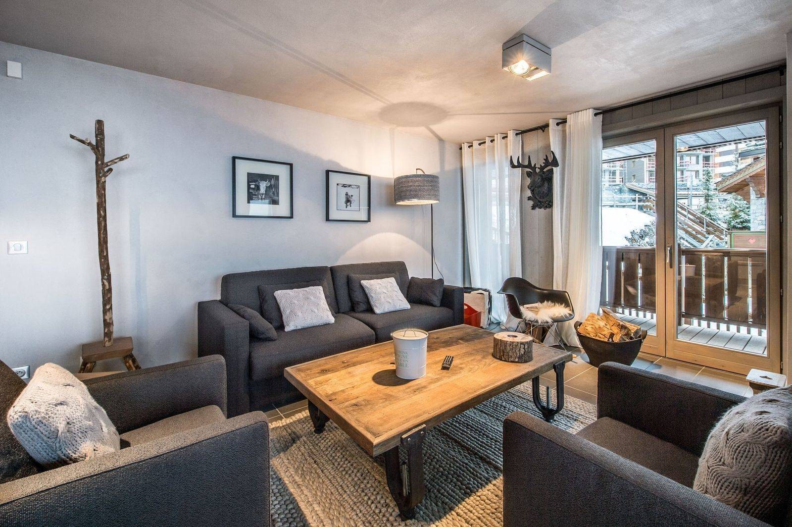 Courchevel 1650 Luxury Rental Appartment Simeline Living Room 3