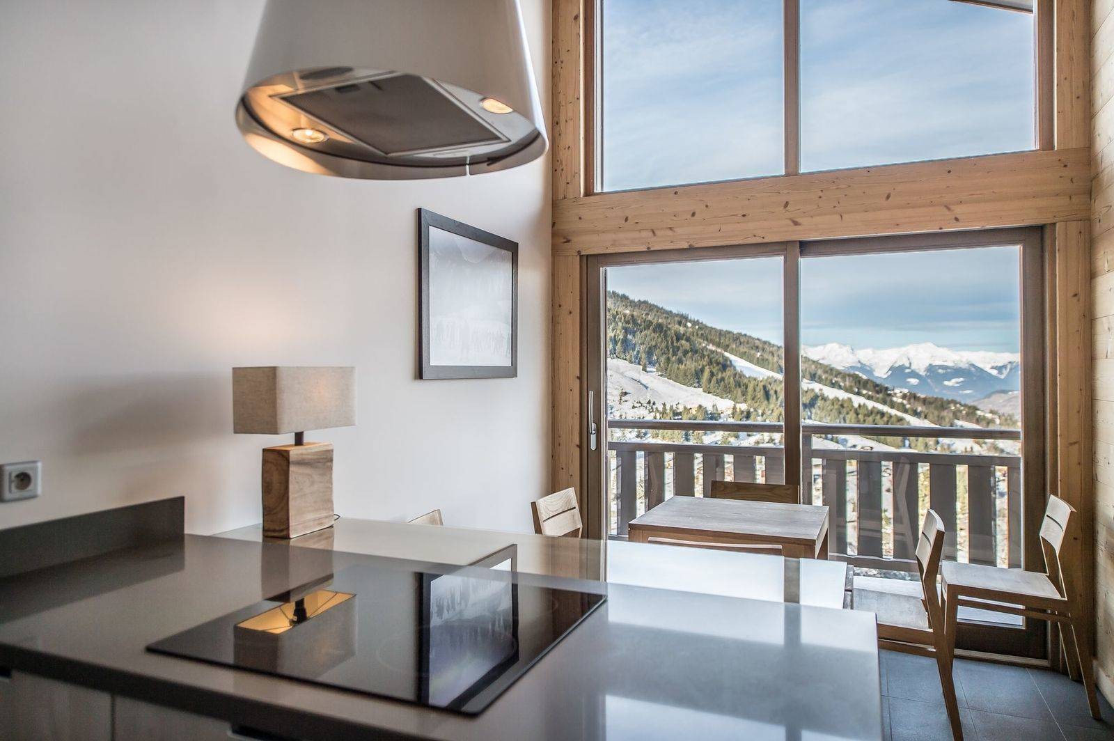 Courchevel 1650 Luxury Rental Appartment Temagamite Kitchen