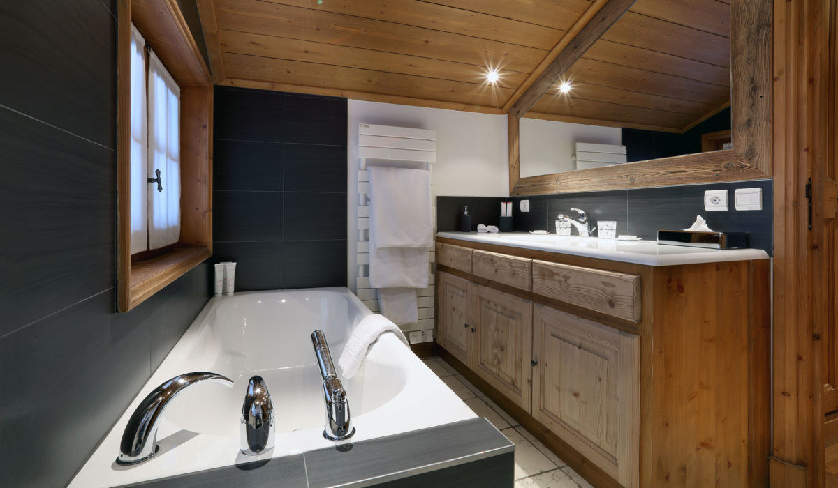 Courchevel 1650 Location Chalet Luxe Bahia Emerald Salle De Bain