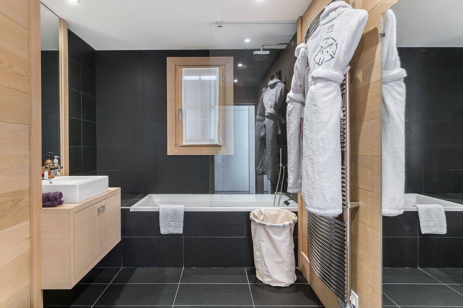 Courchevel 1650 Luxury Rental Chalet Nexilovite Bathroom 6