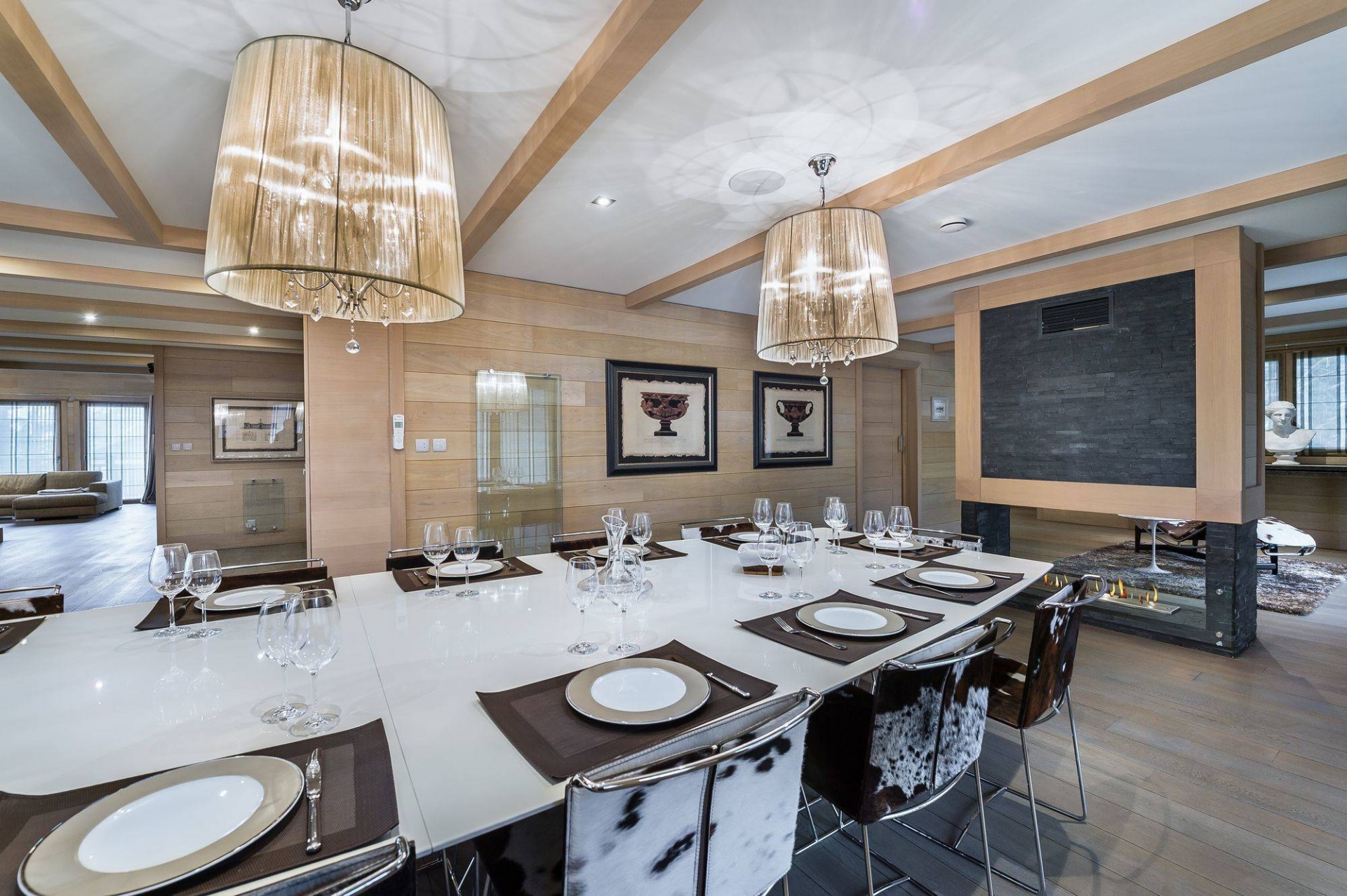 Courchevel 1650 Luxury Rental Chalet Nexiluvite Dining Room