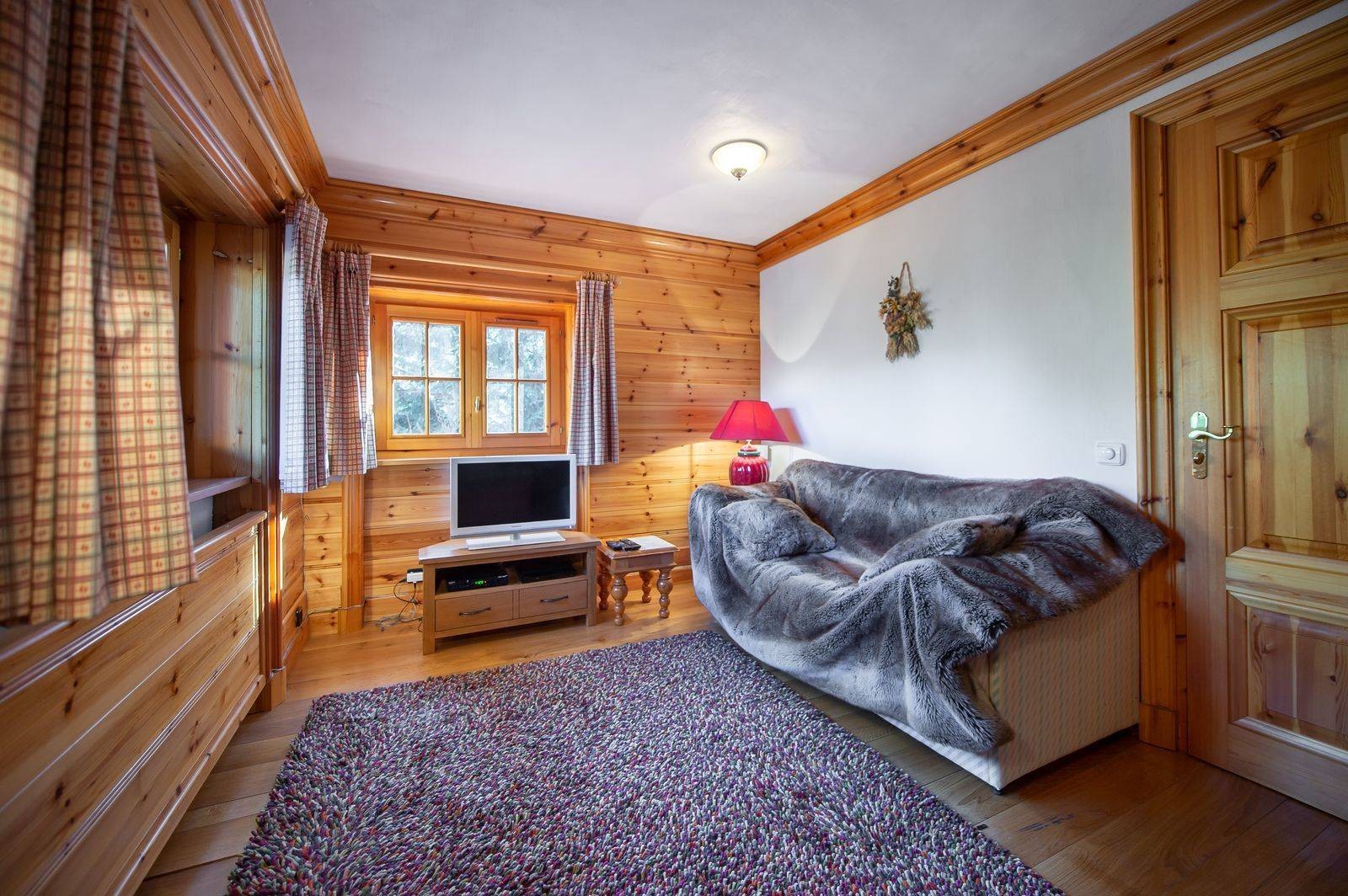 Courchevel 1650 Location Chalet Luxe Neziluvite Coin Tv