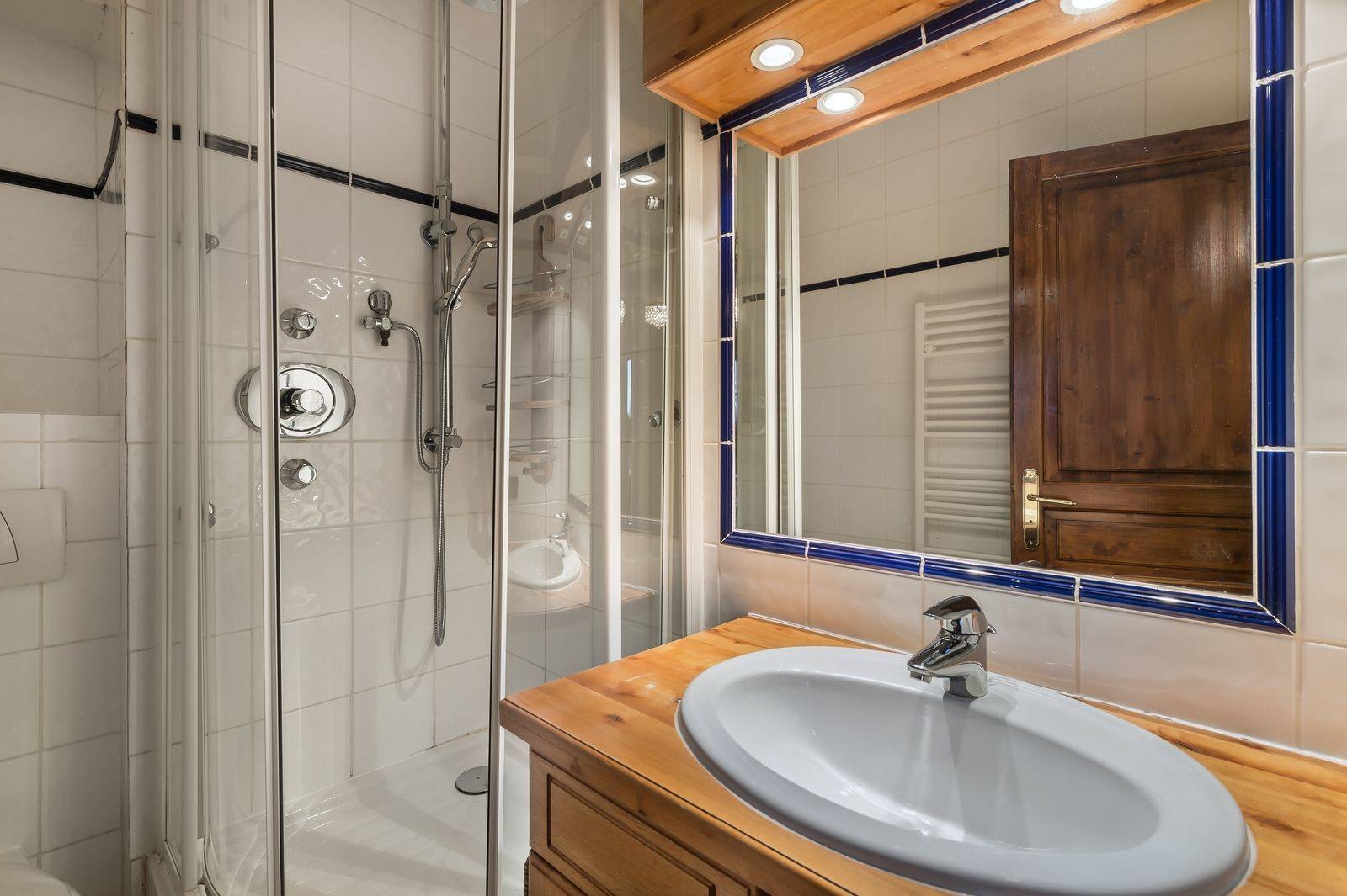 Courchevel 1850 Luxury Rental Appartment Calomel Bathroom 2