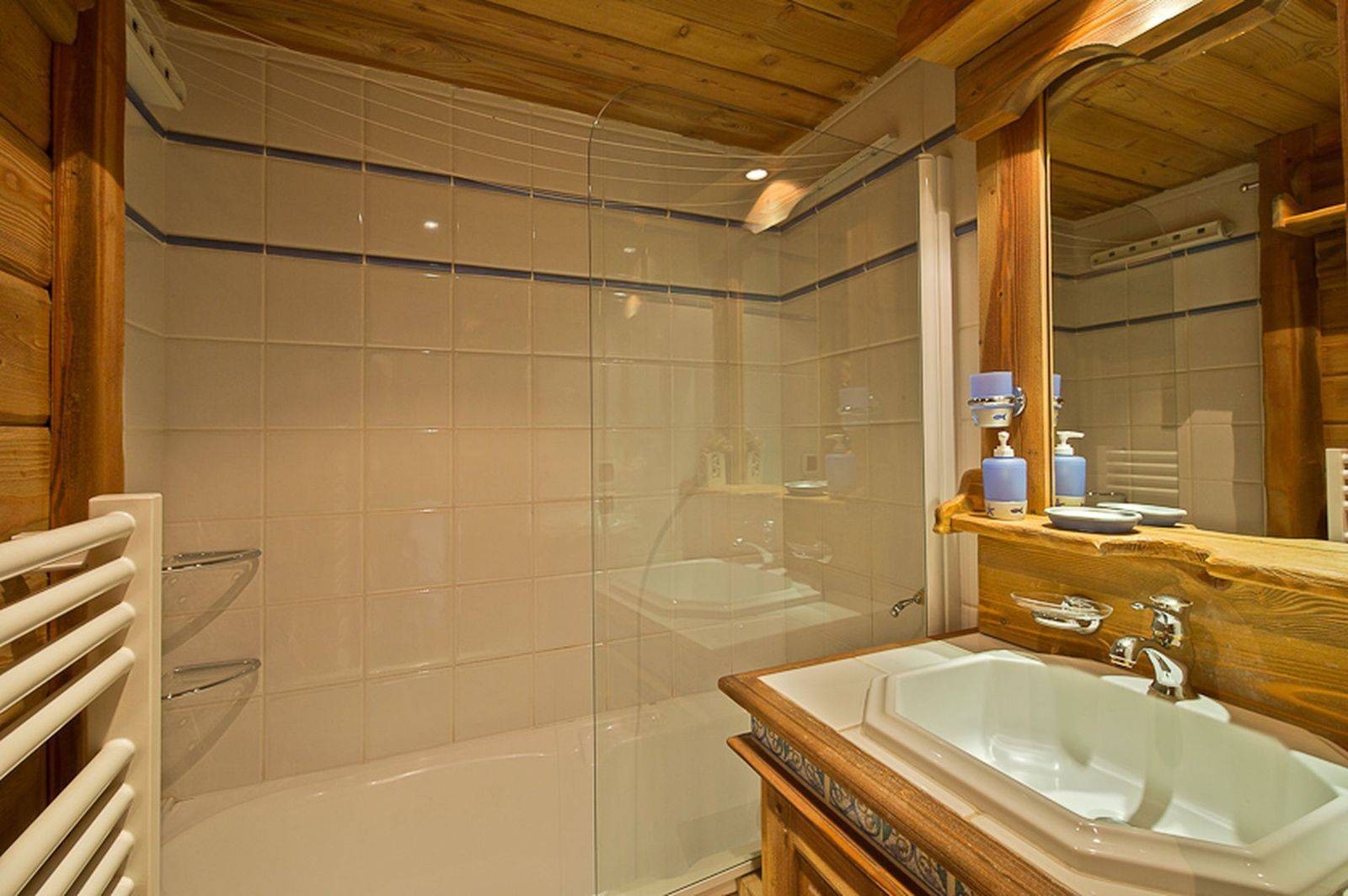 Courchevel 1850 Location Appartement Luxe Carrolate Salle De Bain