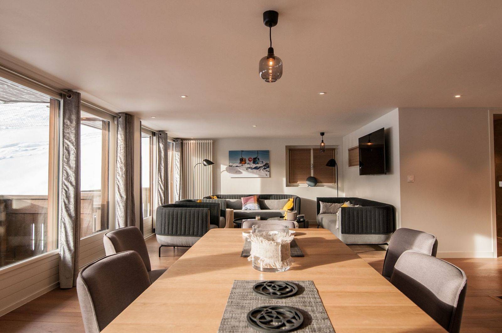 Courchevel 1850 Luxury Rental Appartment Cesonite Dining Room 4