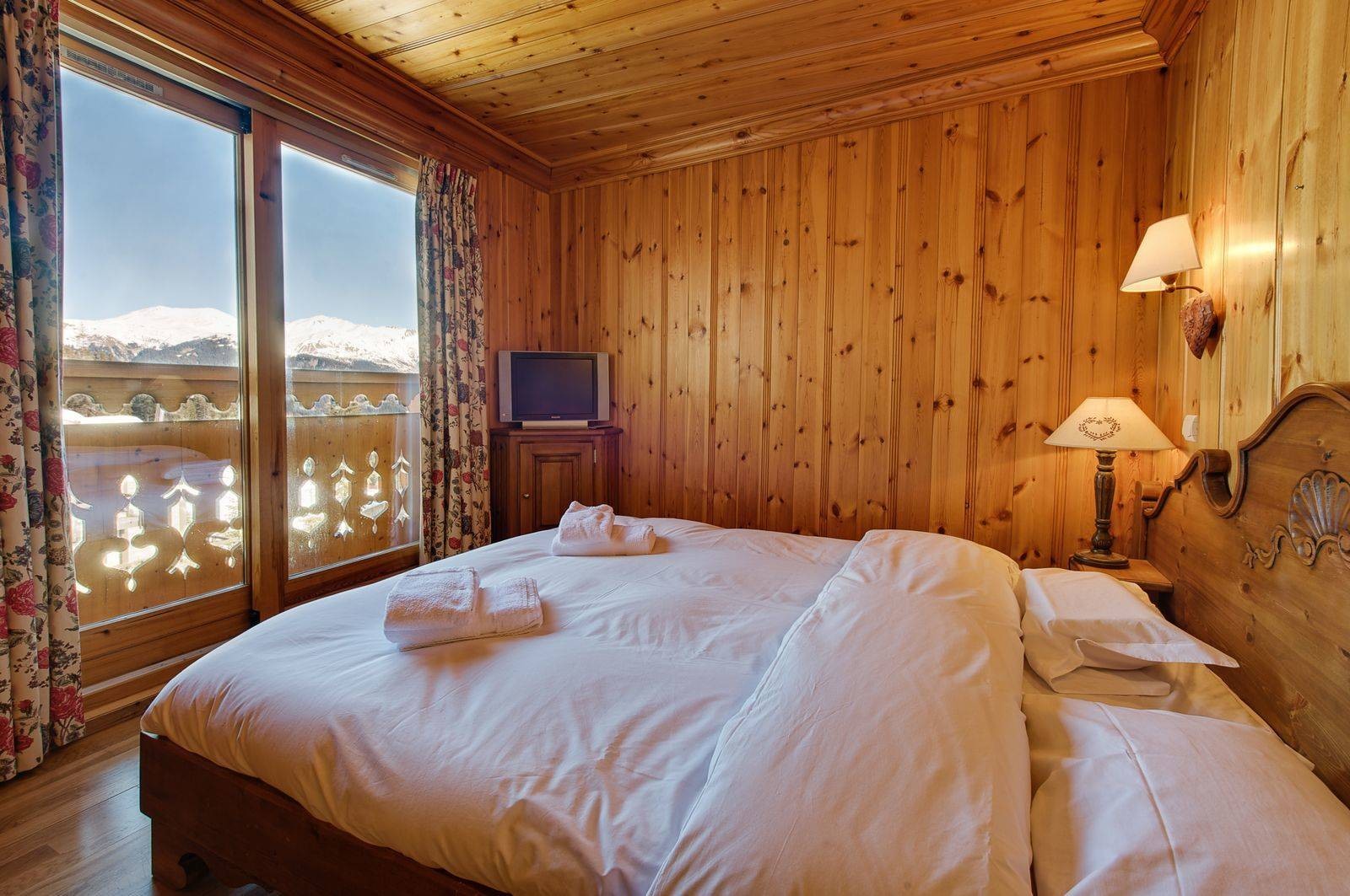 Courchevel 1850 Luxury Rental Appartment Mereli Bedroom