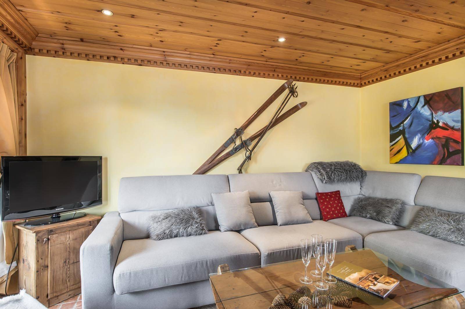 Courchevel 1850 Luxury Rental Appartment Mereli Living Room