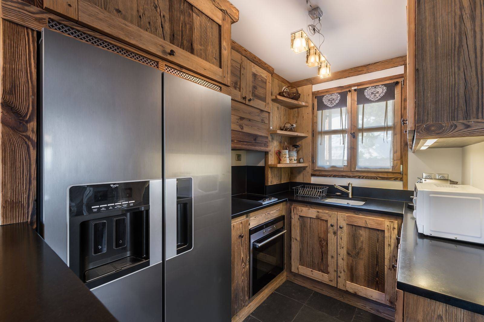 Courchevel 1850 Luxury Rental Chalet Cesarolite Kitchen