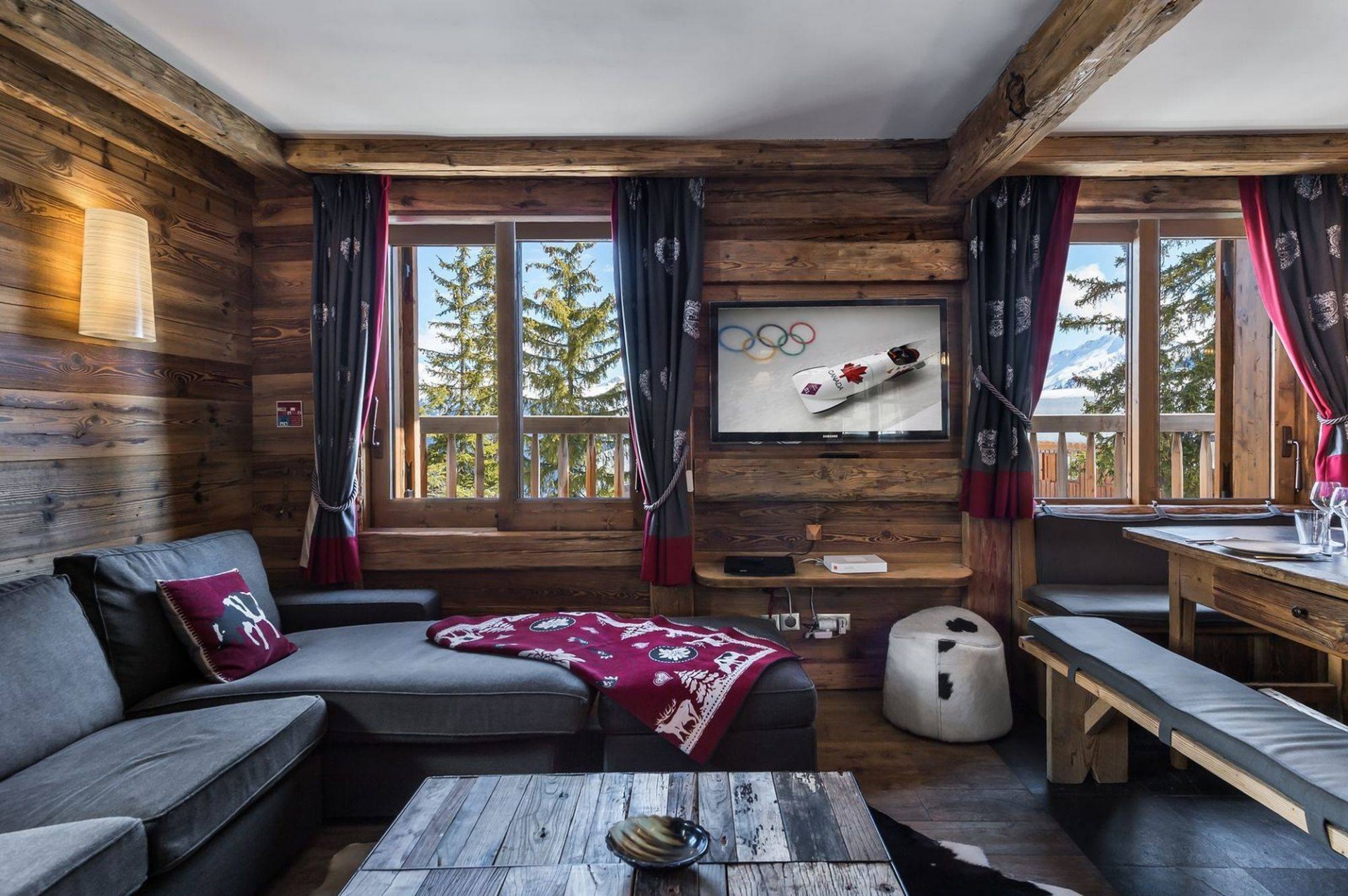 Courchevel 1850 Location Chalet Luxe Cesarolite Séjour 2