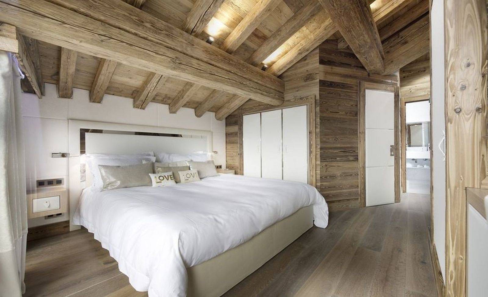 Courchevel 1850 Luxury Rental Chalet Crysotile Bedroom 5