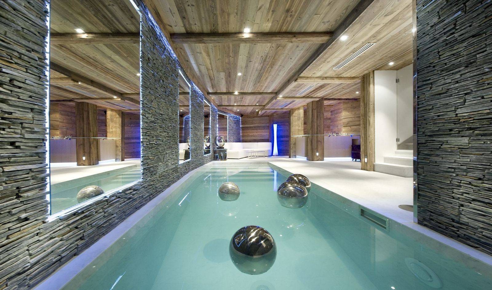  Courchevel 1850 Luxury Rental Chalet Crysotile Pool 2