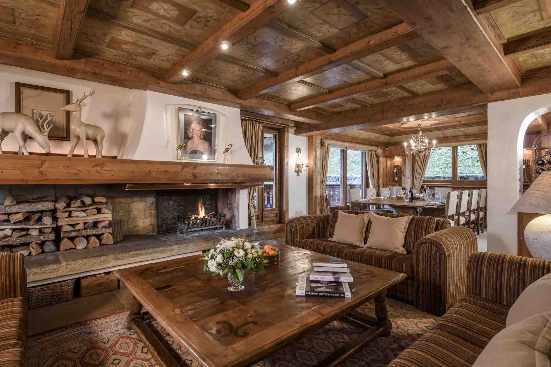 Courchevel 1850 Luxury Rental Chalet Nilia Living Room 2