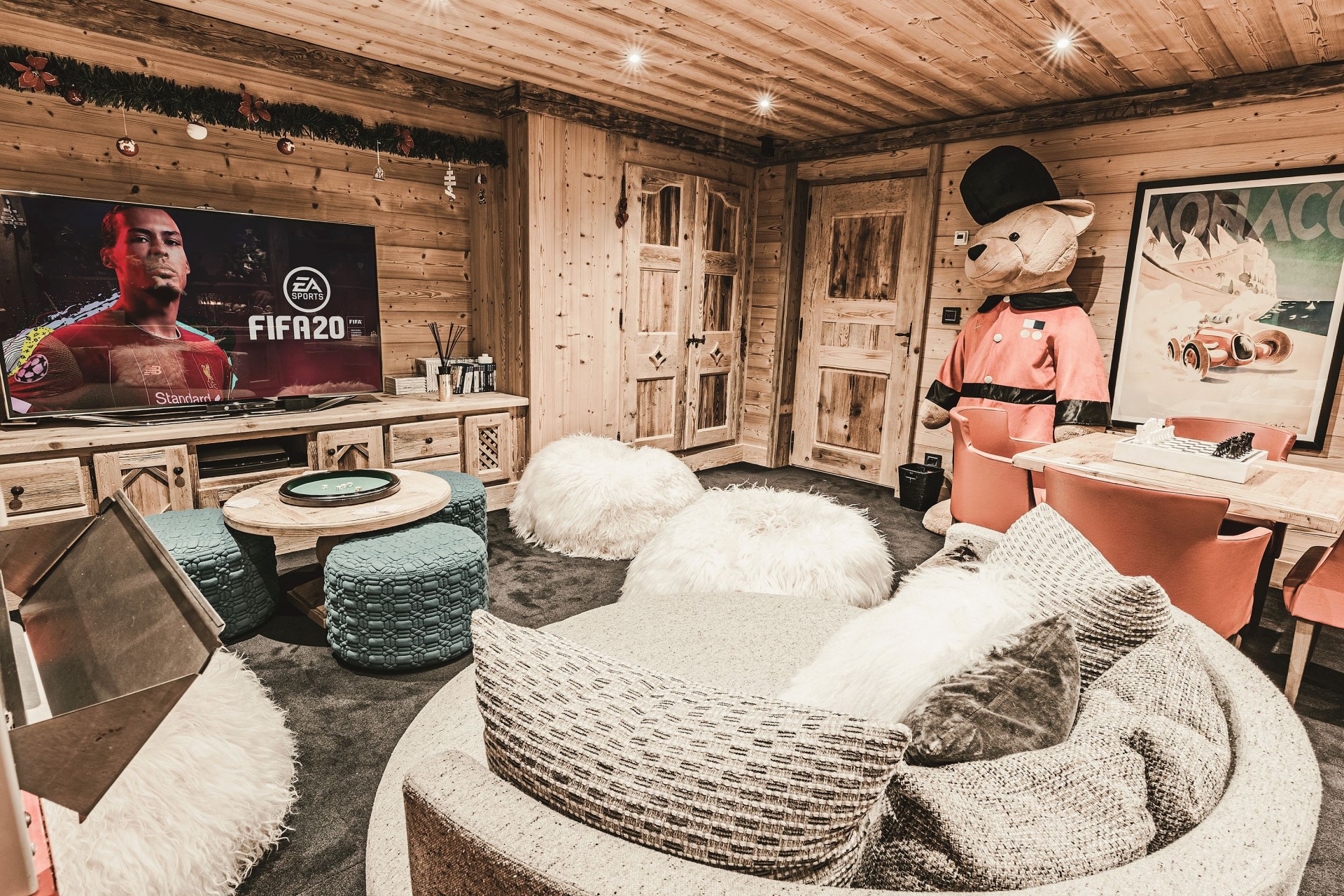 Courchevel 1850 Location Chalet Luxe Nilion Salle Télévision