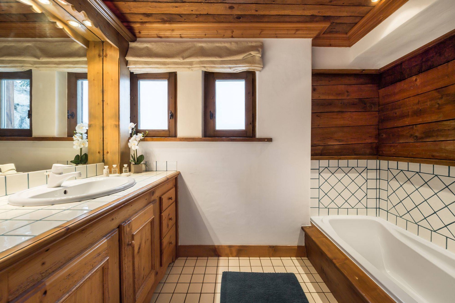 Courchevel 1850 Luxury Rental Chalet Tazuy Bathroom 2