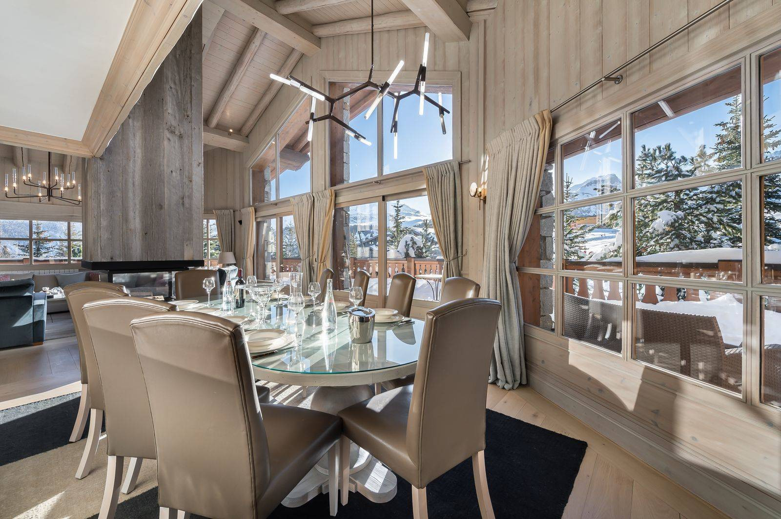 Courchevel 18500 Location Chalet Luxe Chloropal Salle A Manger
