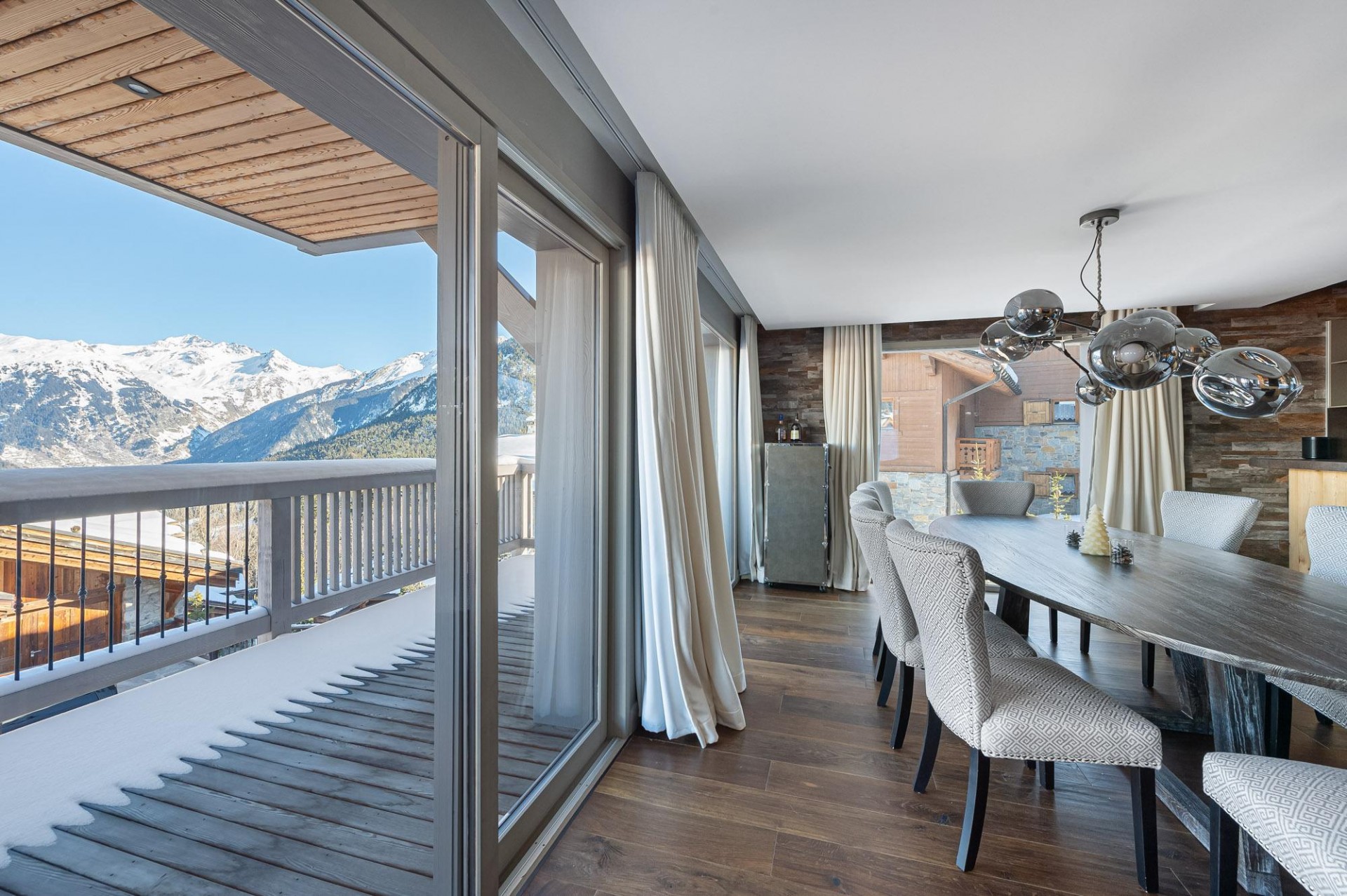 Courchevel 1550 Location Chalet Luxe Niulia Séjour-Vue