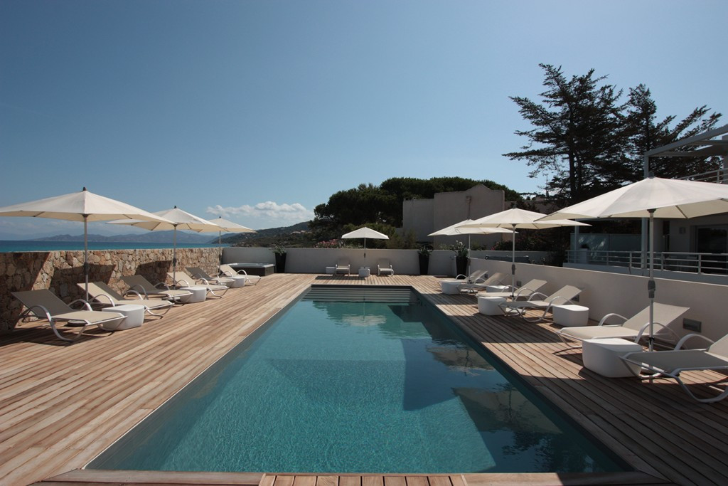 Ile Rousse Location Appartement Dans Résidence Luxe Hybiscus Piscine 4