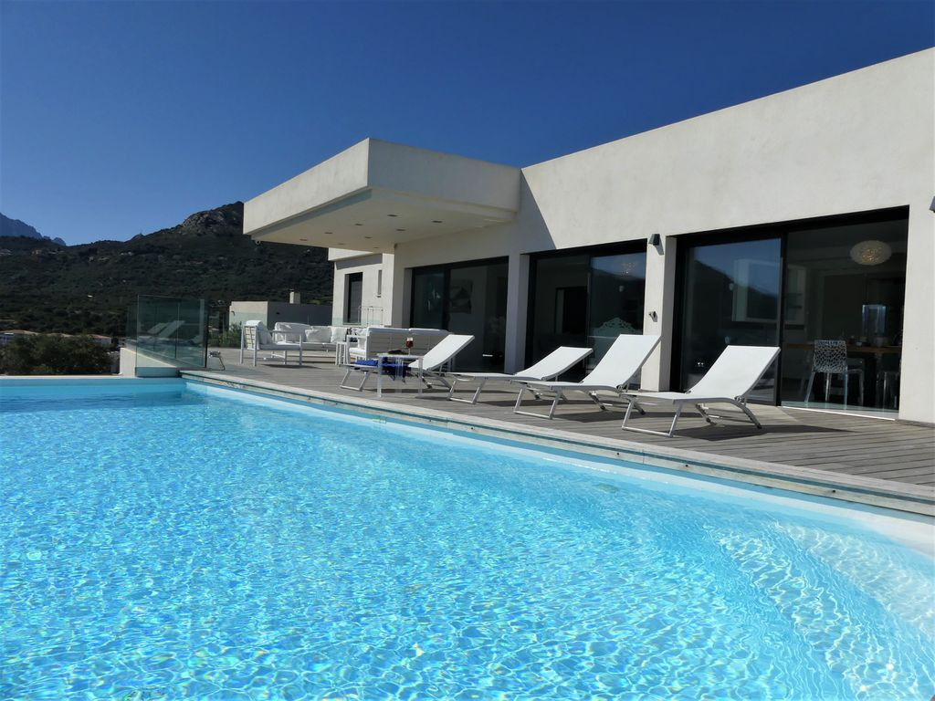 L'ile Rousse Location Villa Luxe Iris Jaune Piscine