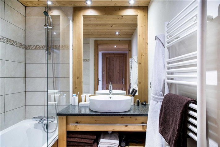 La Clusaz Location Appartement Luxe Lawzarite Salle De Bain