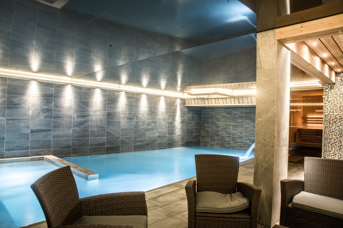 La Clusaz Location Appartement Luxe Luzulite Piscine 