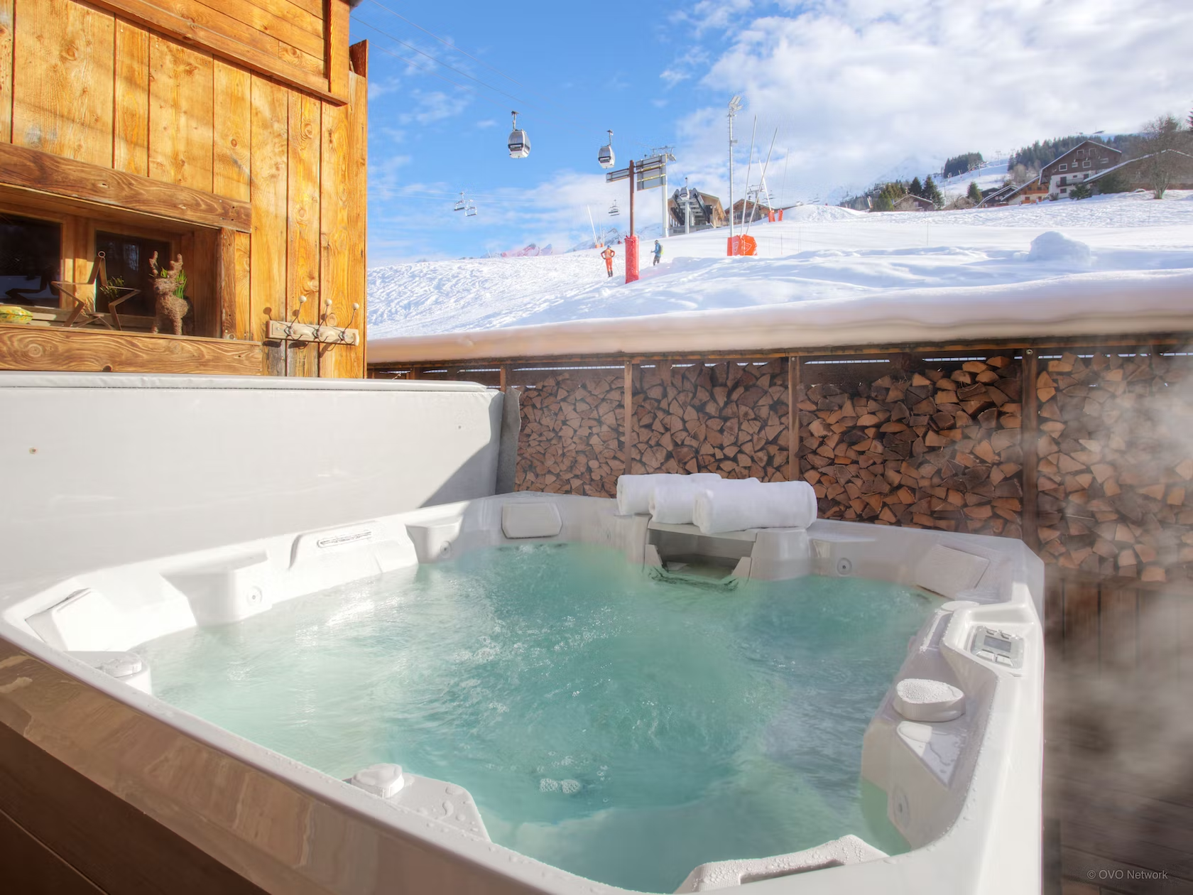 La Clusaz Location Chalet Luxe Ledouwite Jacuzzi 