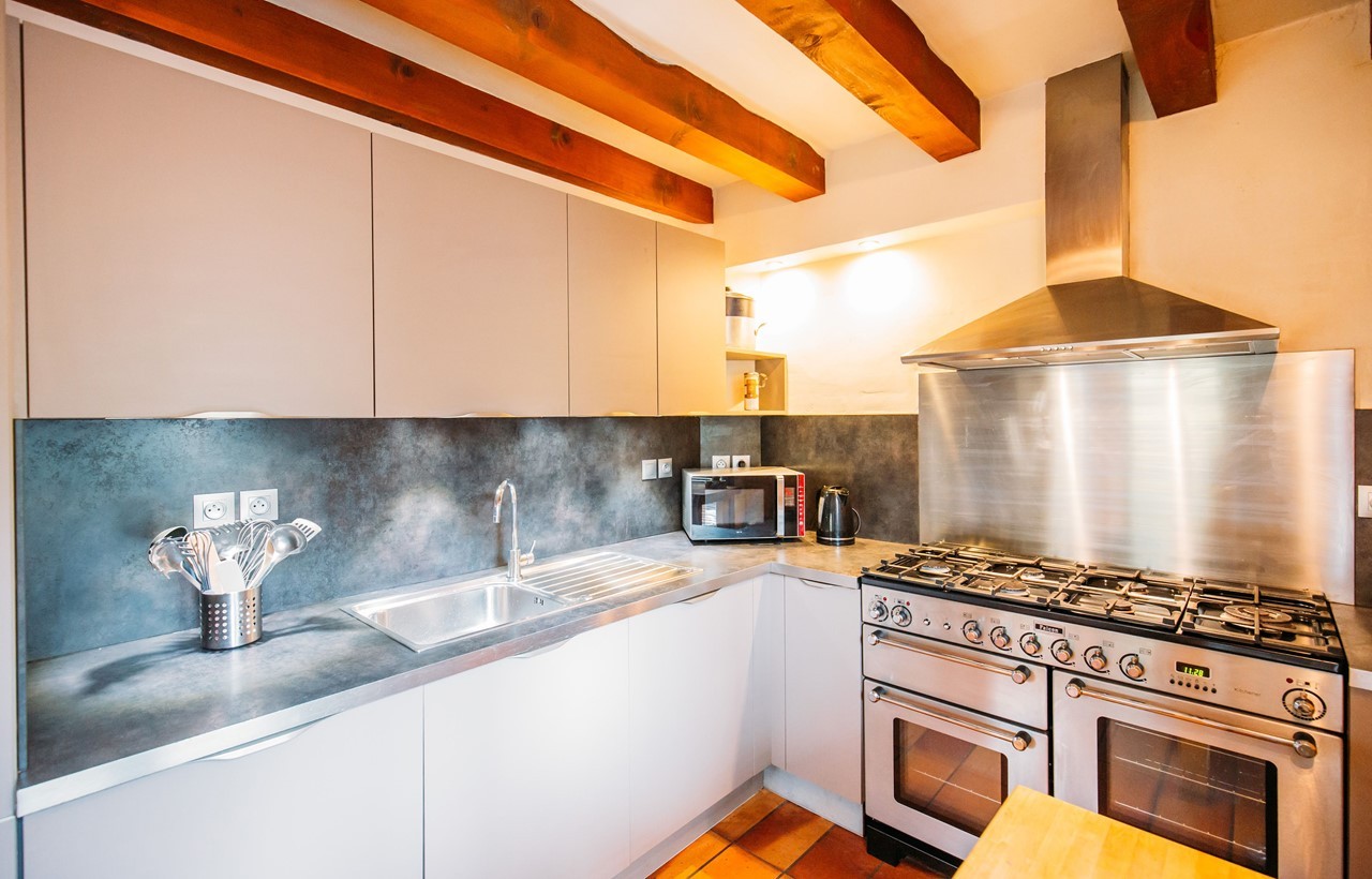 La Plagne Luxury Rental Chalet Jadéite Verte Kitchen 2