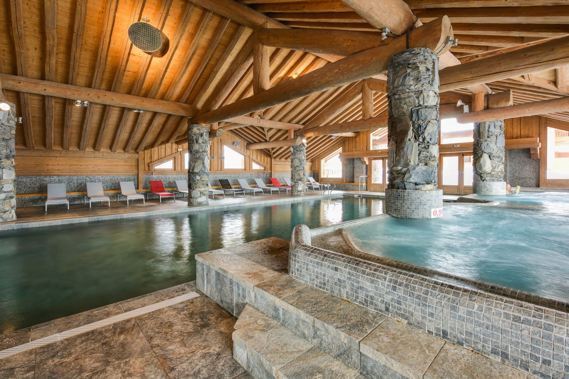 La Rosière Location Appartement Luxe Lynx Stone Piscine 1