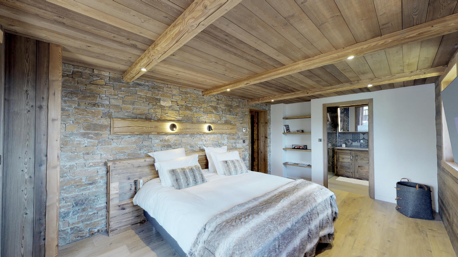 La Tania Location Chalet Luxe Couzite Chambre1