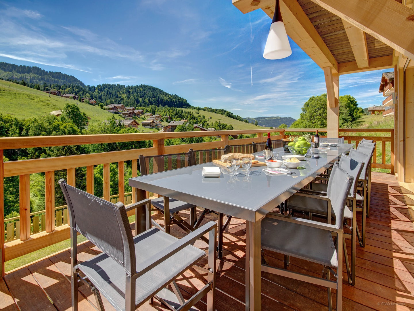 Le Grand Bornand Location Chalet Luxe Leumerin Balcon 