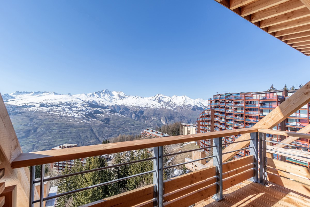 Les Arcs Location Appartement Dans Résidence Luxe Arcunite Balcon 1