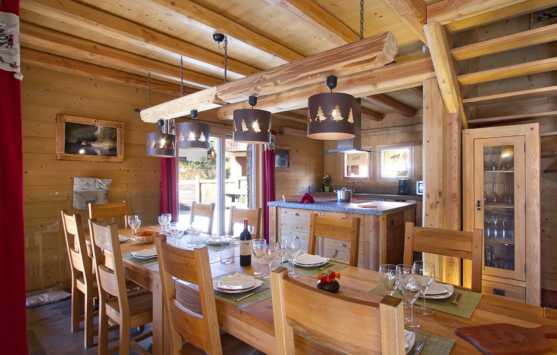 Les Deux Alpes Rental Chalet Luxury Cervantite Dining Room