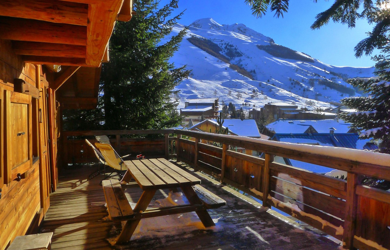 Les Deux Alpes Location Chalet Luxe Topaze Dorée Balcon