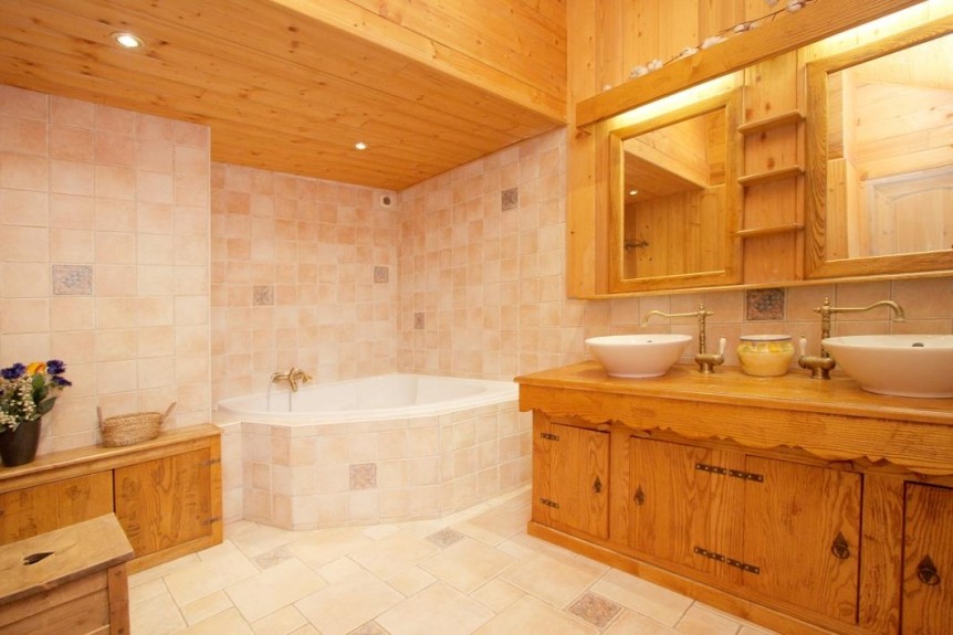 Les Deux Alpes Luxury Rental Chalet Wax Opal Bathroom