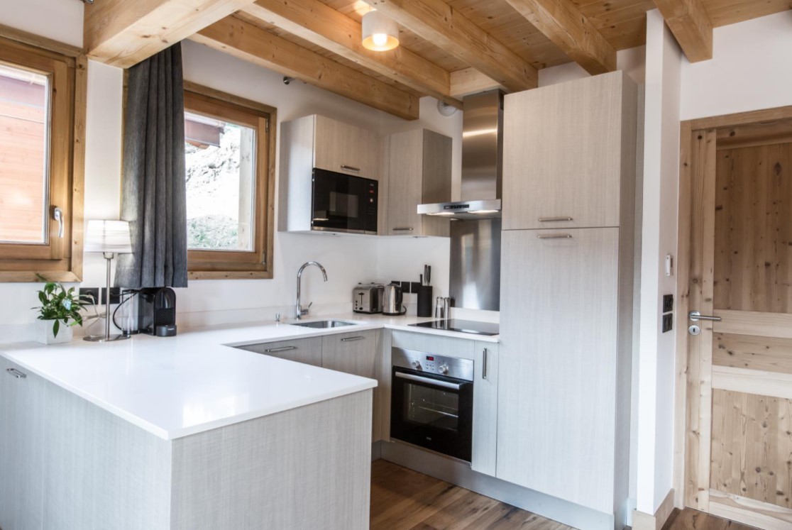 Les Gets Luxury Rental Chalet Ancelie Kitchen