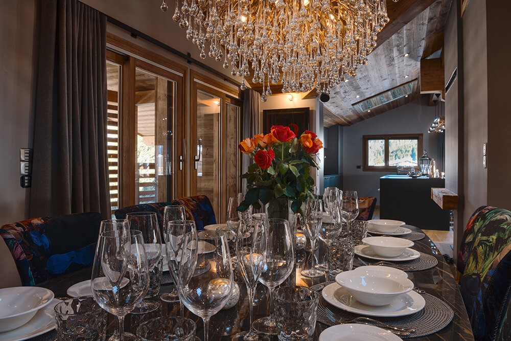 Les Gets Luxury Rental Chalet Gedrute Dining Room