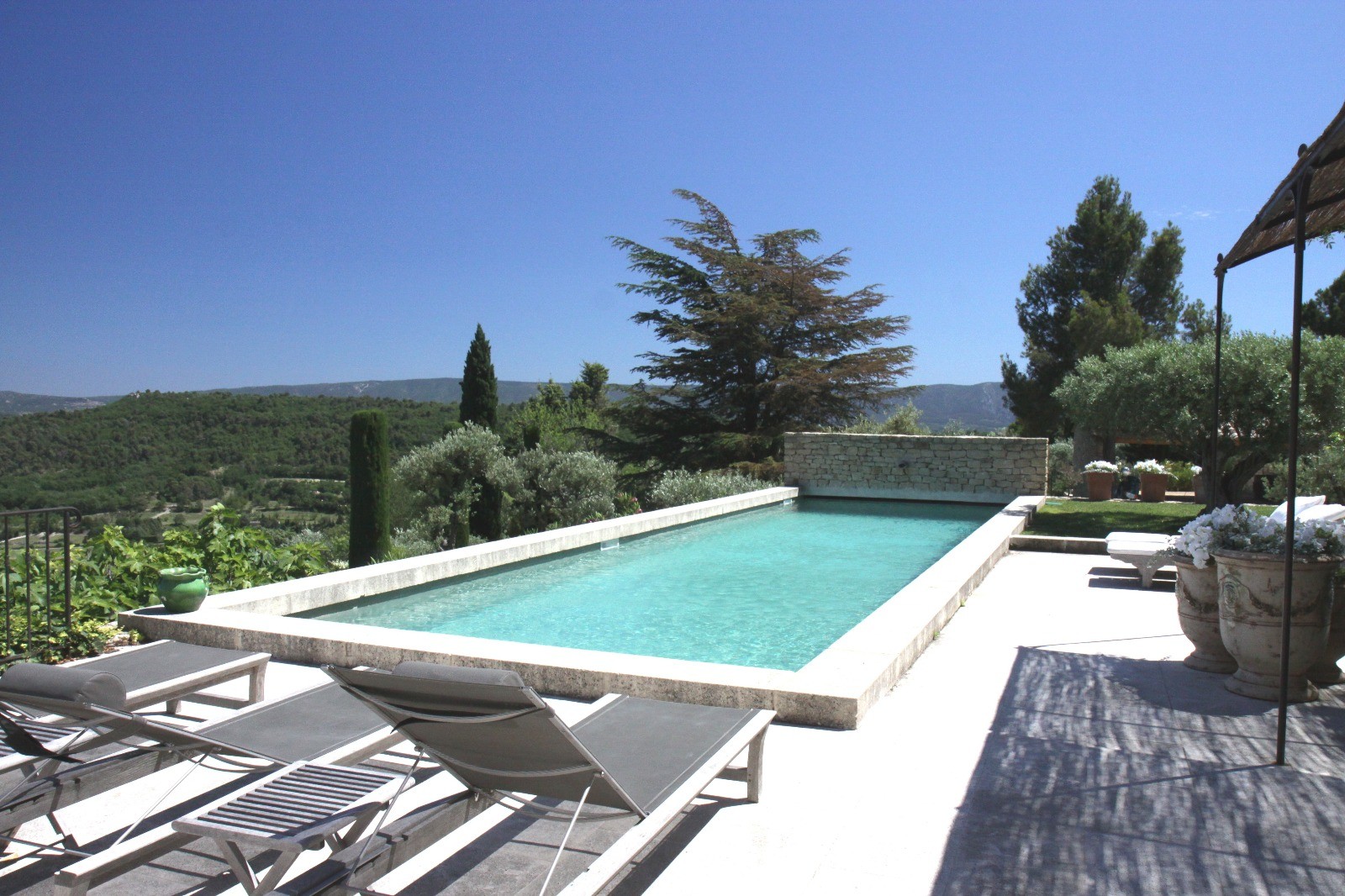 Luberon Location Villa Luxe Leucin Piscine 2