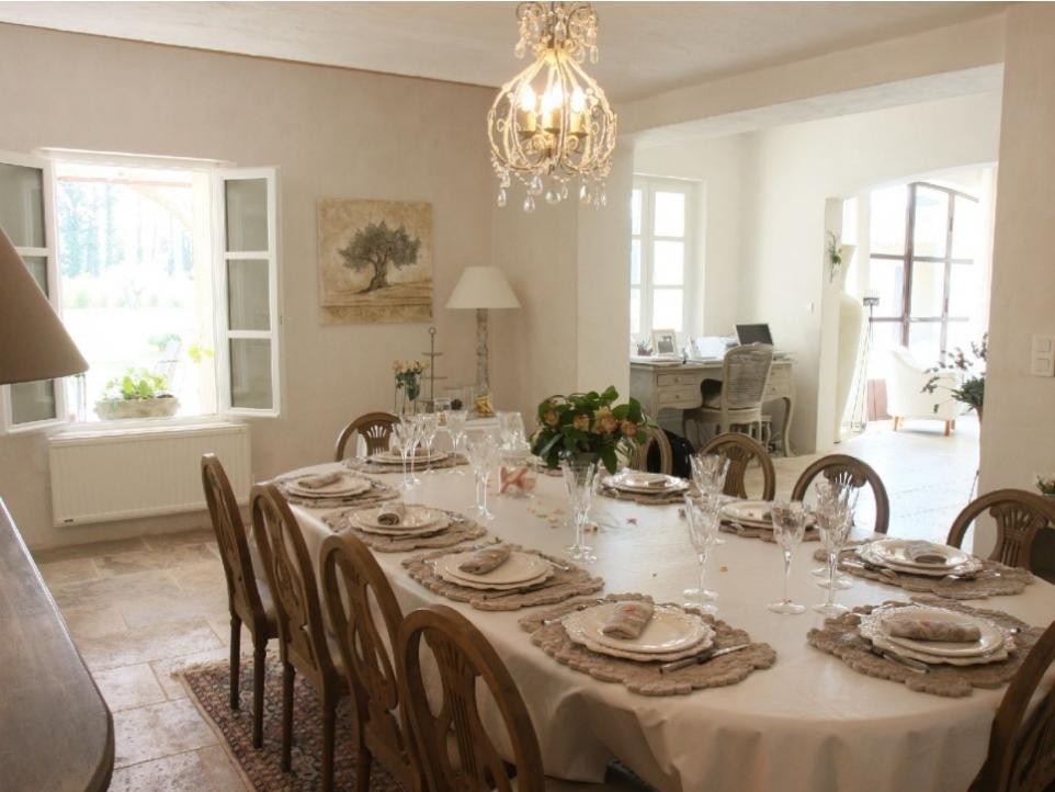 Luberon Luxury Rental Villa Limette Dining Room