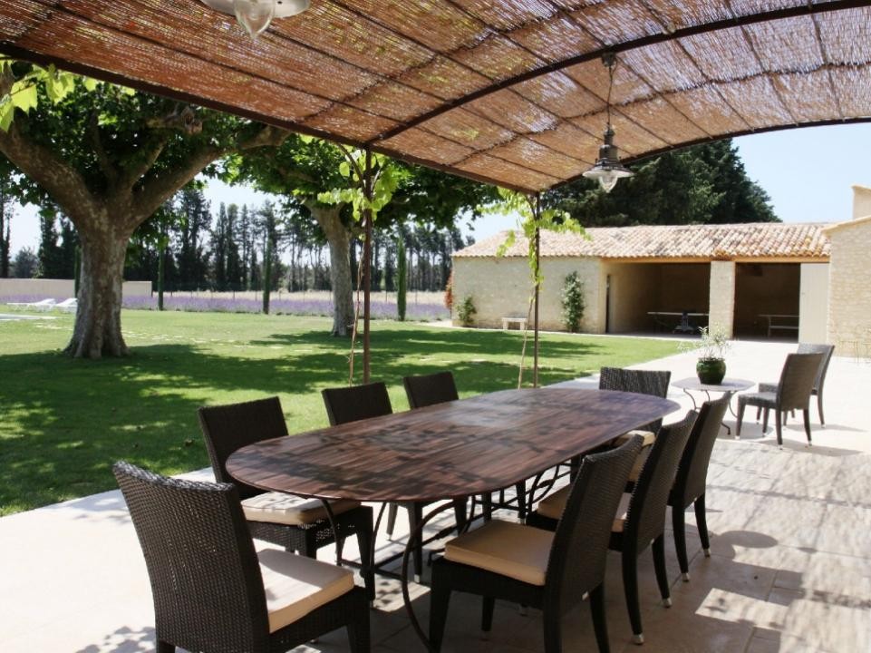 Luberon Luxury Rental Villa Limette Outdoor Dining Room