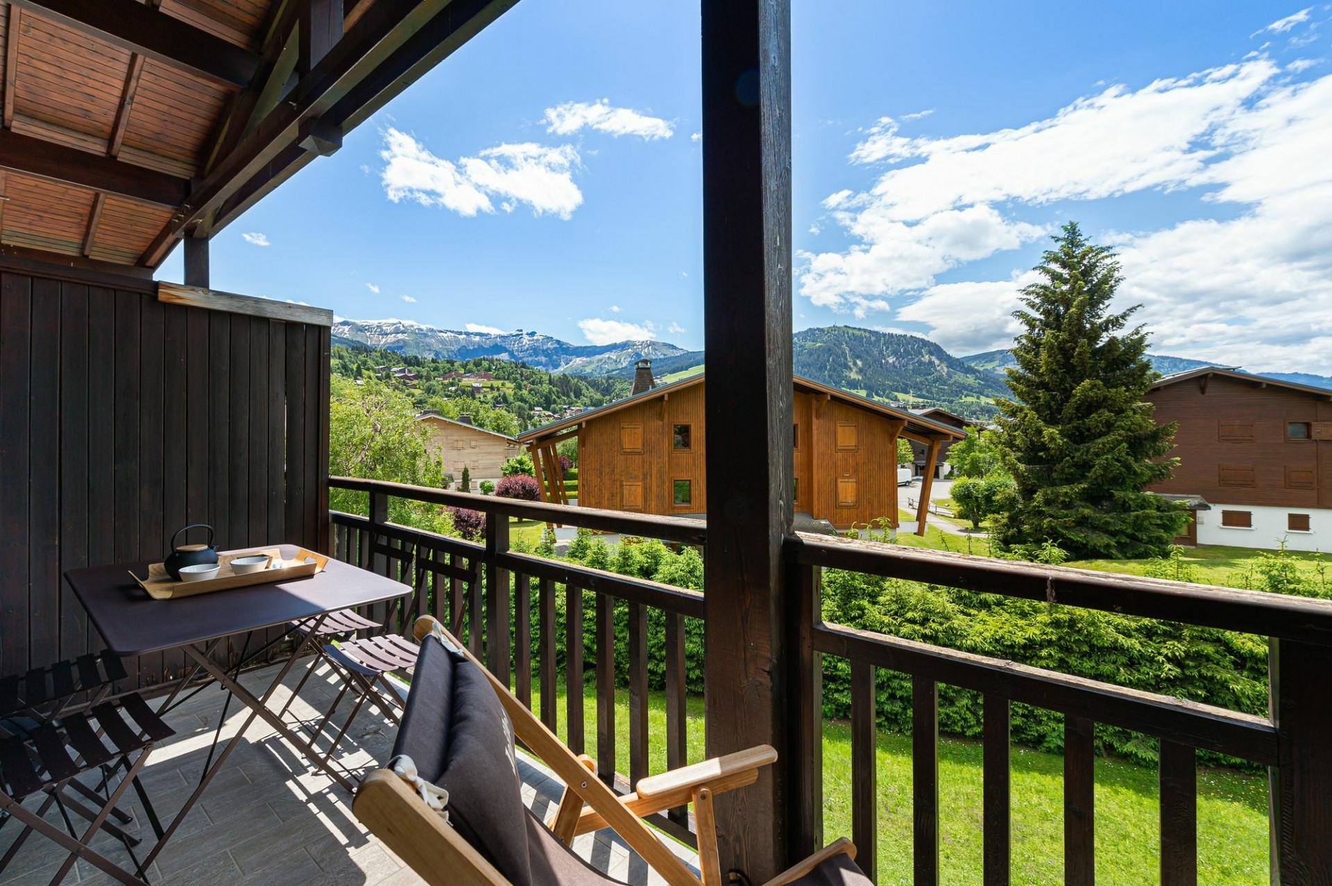 Megève Luxury Rental Appartment Cabrute Balcony 2