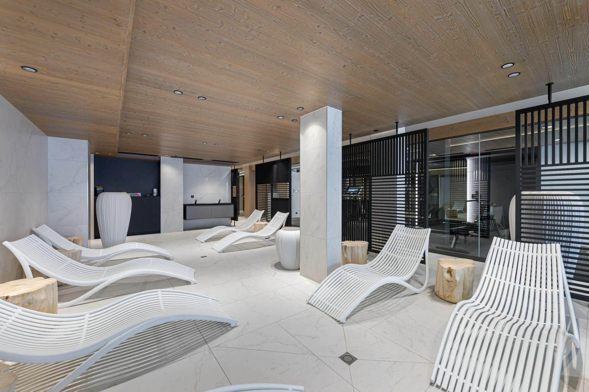 Megève Location Appartement Dans Résidence Luxe Calion Piscine 1