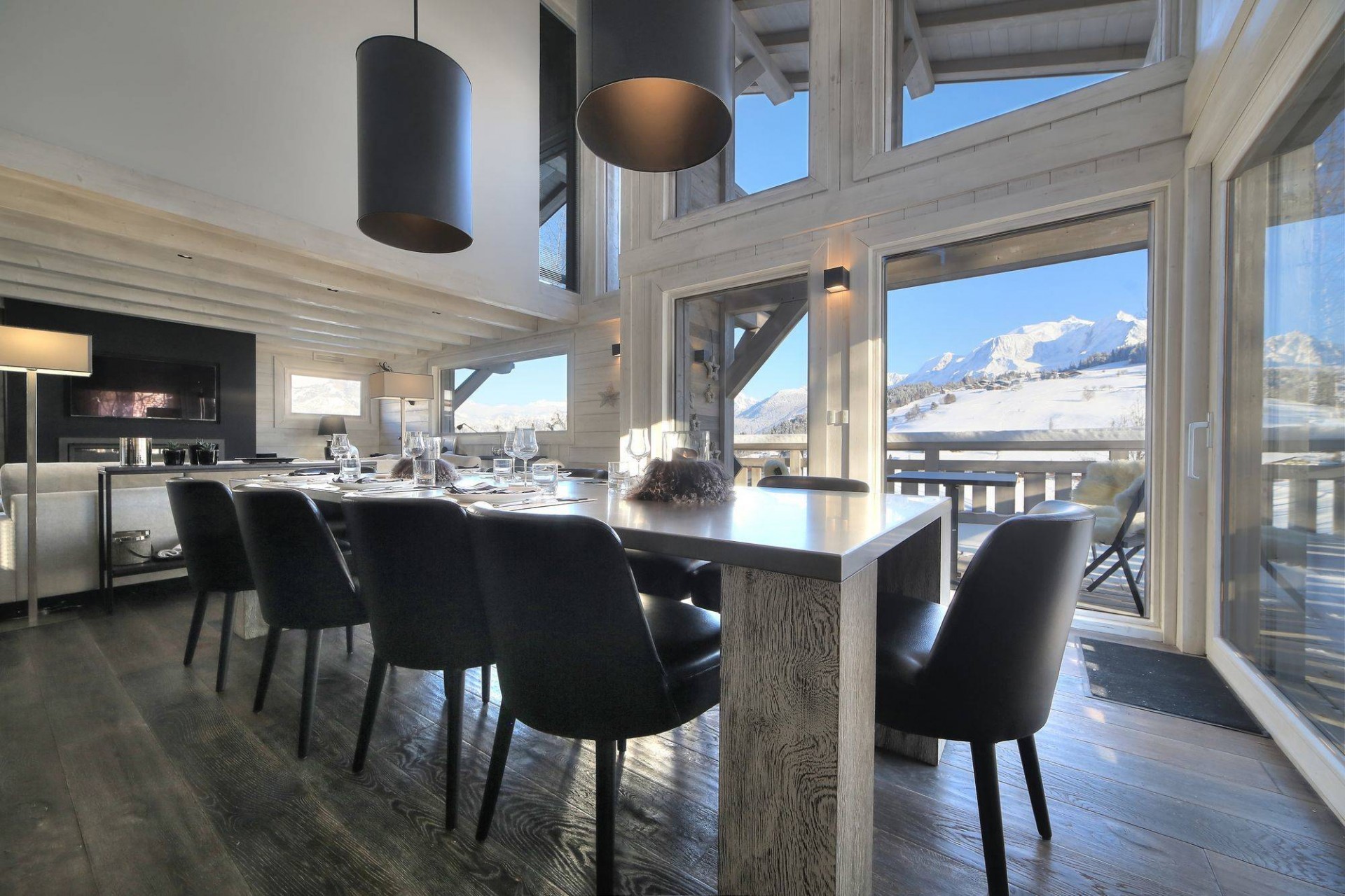 Megève Luxury Rental Chalet Telizite  Dining Area