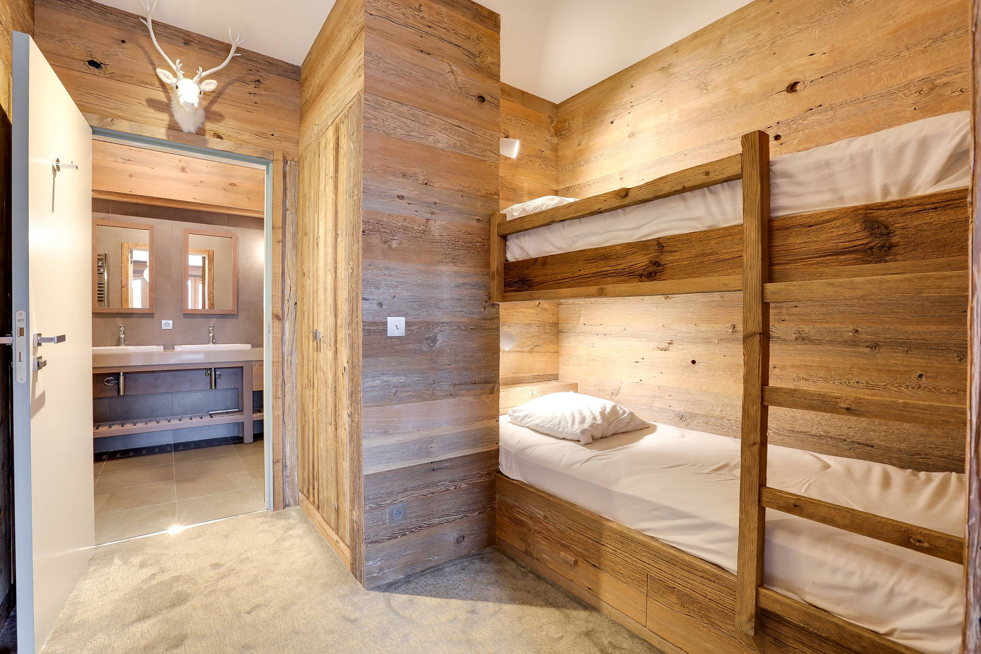 meribel-location-appartement-luxe-nowyckite