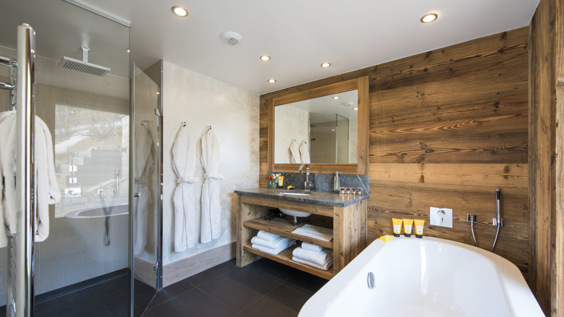 Meribel Location Chalet Luxe Berzelianite Douche 