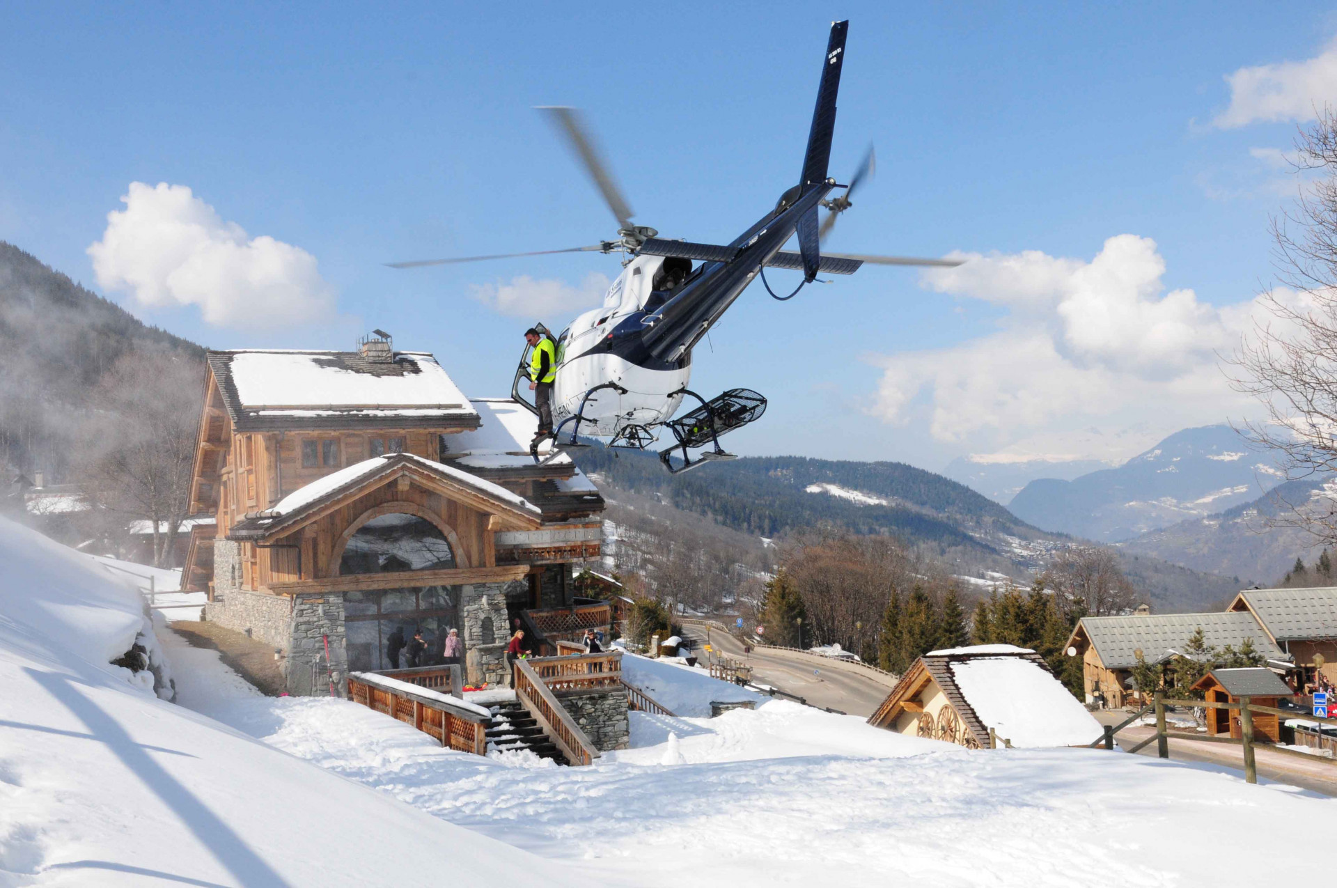 Meribel Location Chalet Luxe Dawsonite Hélicoptère