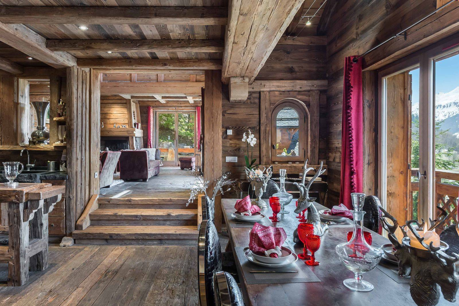 Meribel Location Chalet Luxe Nobbies Salle A Manger 